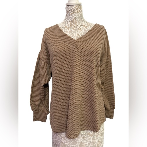 Maurices Tops - Maurices Brown Textured Long Sleeve Top